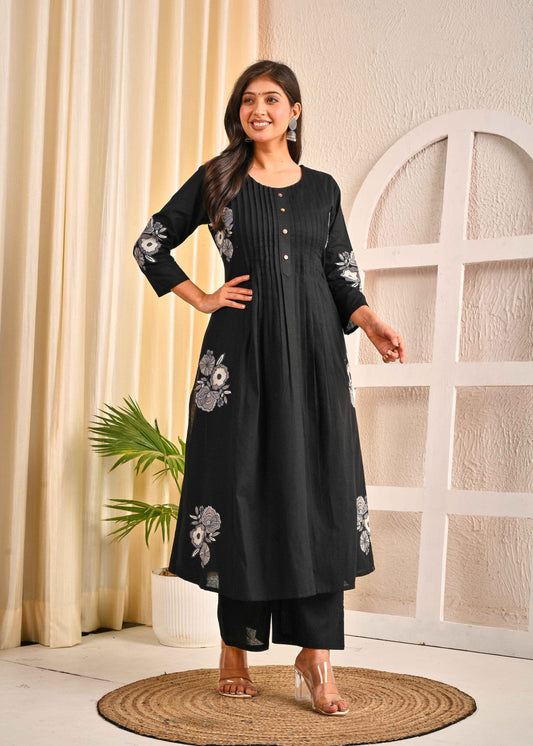 BELVEERA Black Cotton Women’s White Floral Kurta Set