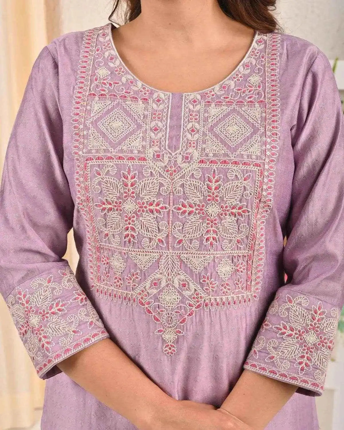 BELVEERA Lavender Silk Women’s Pink Embroidery Kurta