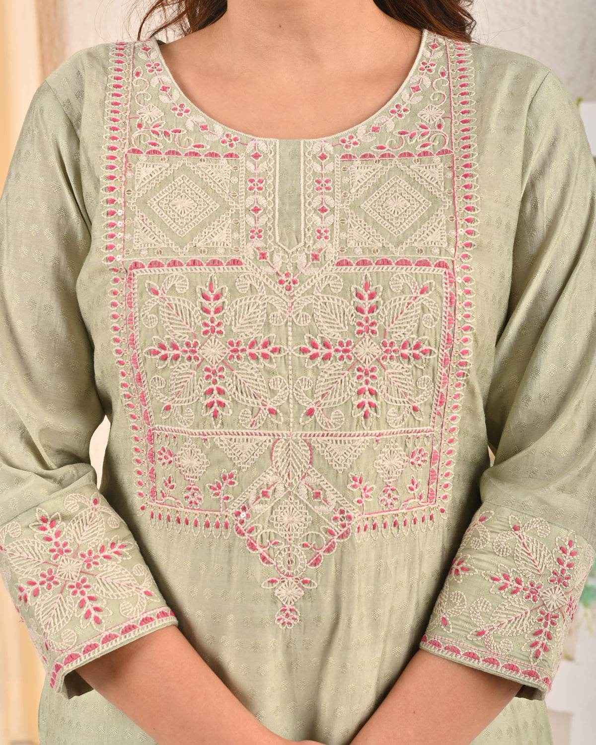 BELVEERA Sea Green Silk Women’s Pink Embroidery Kurta