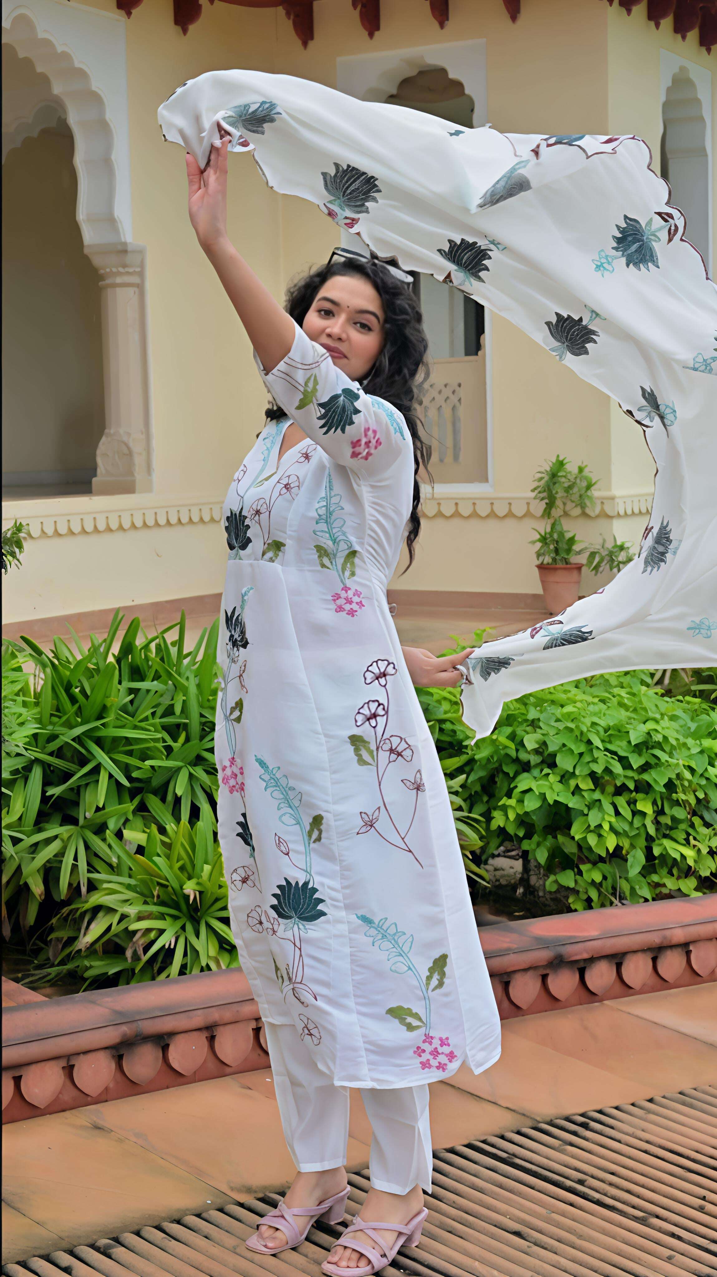 Elegant Belveera mul chanderi kurta pant dupatta set featuring floral embroidery and lightweight fabric