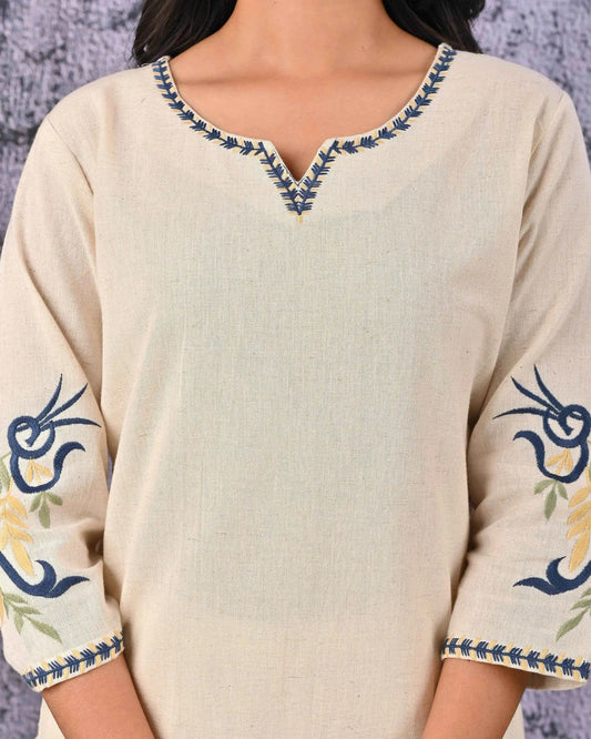 BELVEERA White Cotton Women’s Blue Floral Embroidered Kurta Set