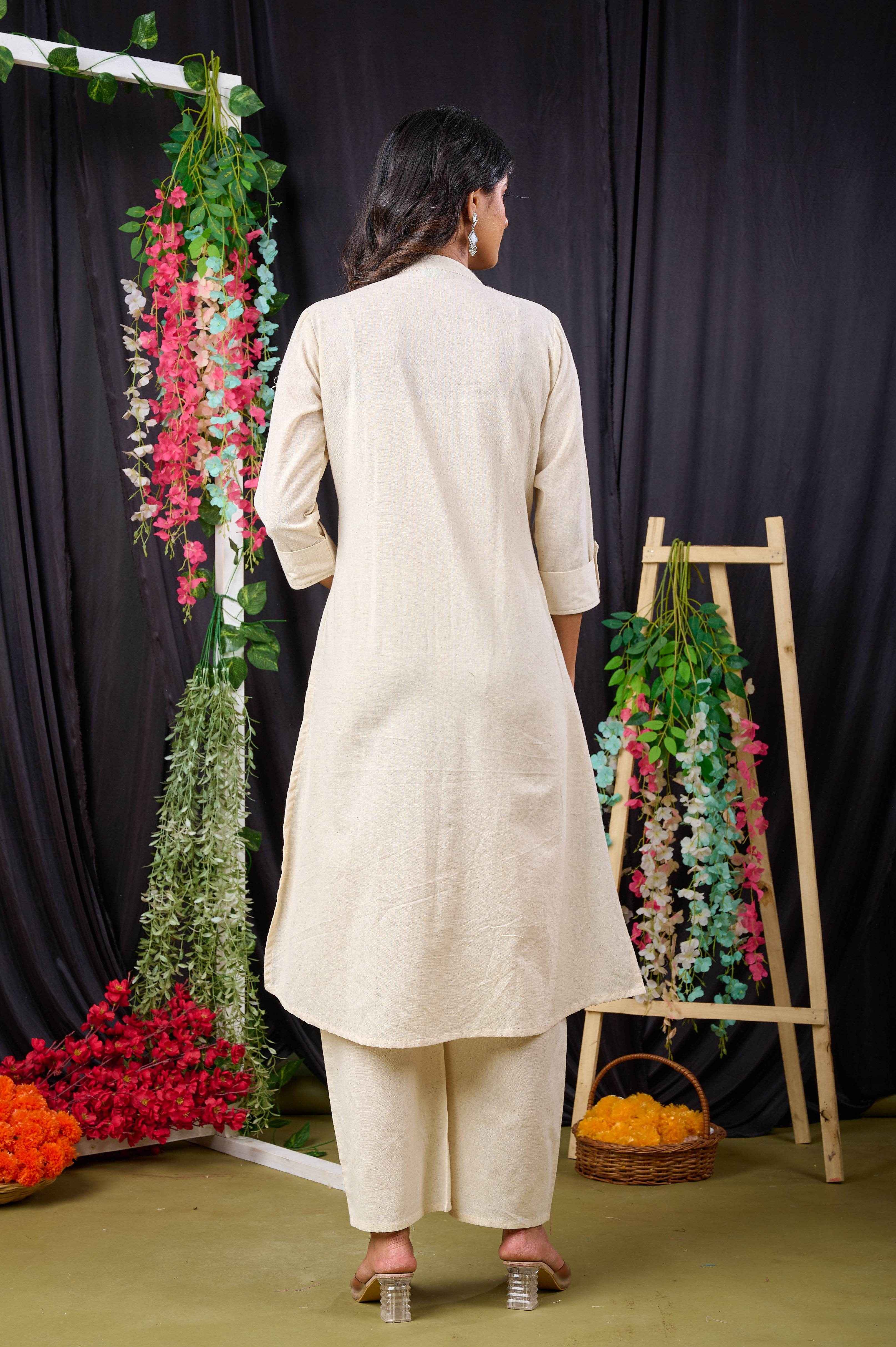 BELVEERA Off White Cotton Women’s Floral Printed Kurta Set