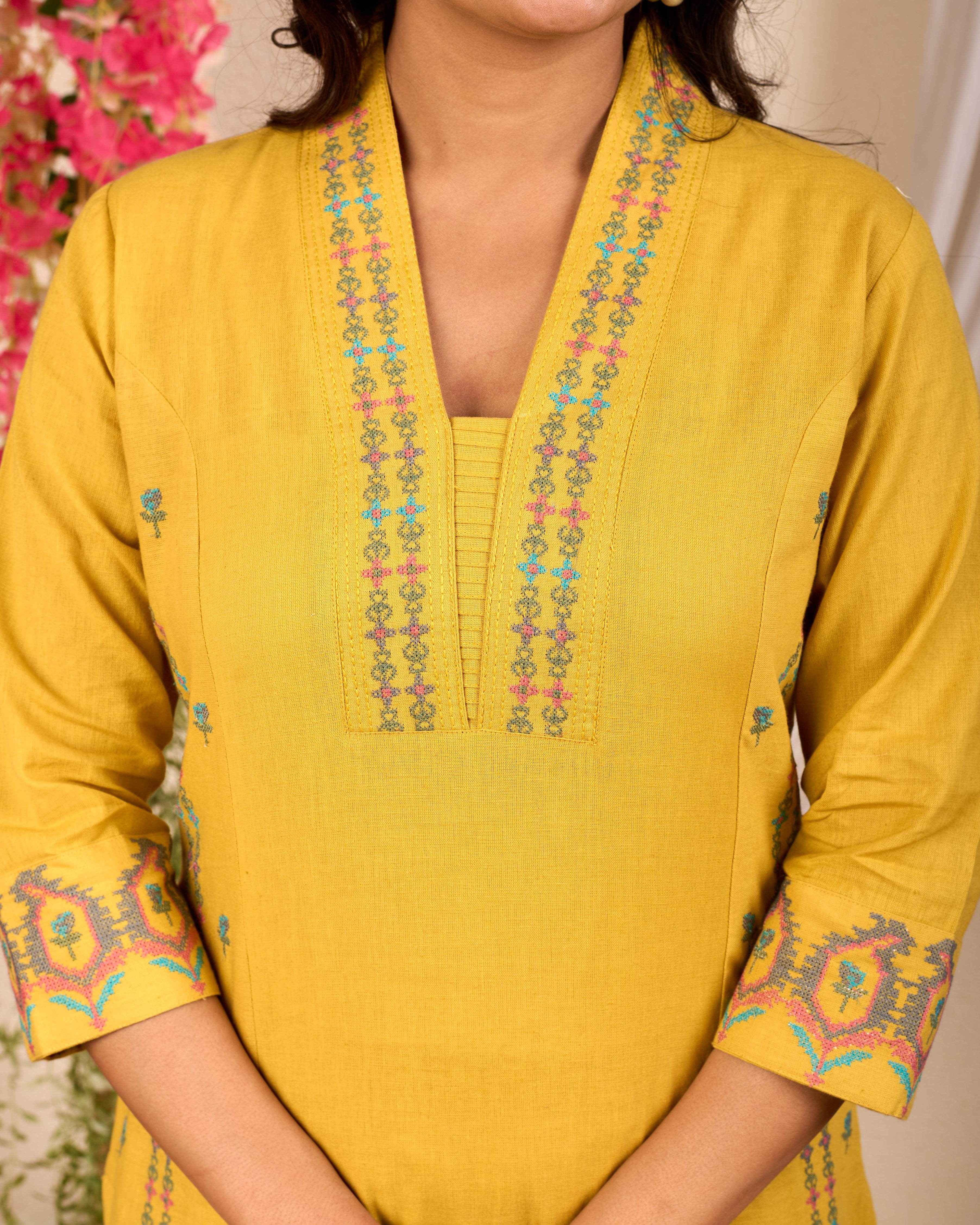 BELVEERA Yellow Cotton Women's Embroidered Kurta Set